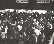Crowd 2 at Roll air1JPG