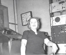 Devora in the Fortune studioJPG