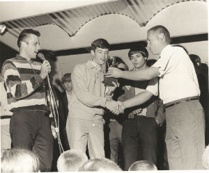 Roll-Air Battle of the Bands: Dick Fabian (left) Bob Darbee (right)