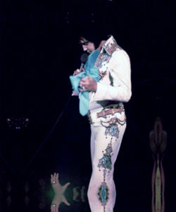 Leach's photo of Elvis Presley taken in Saginaw in 1977