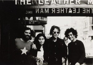Jerry Rubin, Yoko Ono, John Lennon, Abbie Hoffman